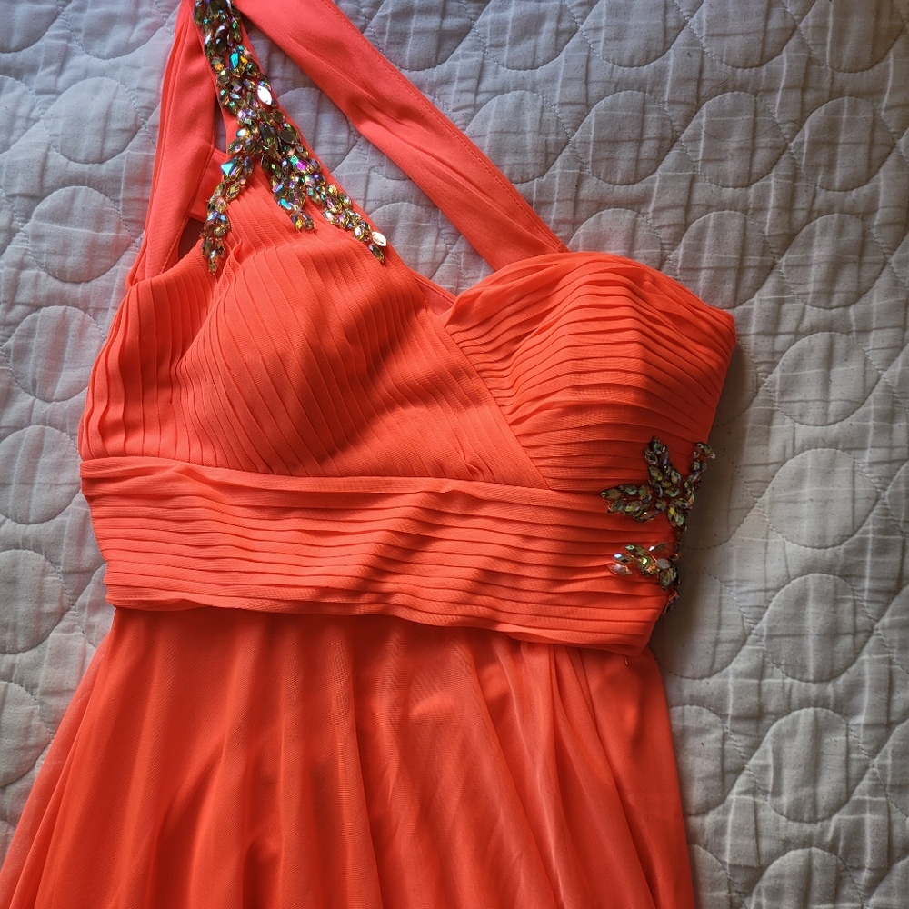 Nice orange/neon like new dress